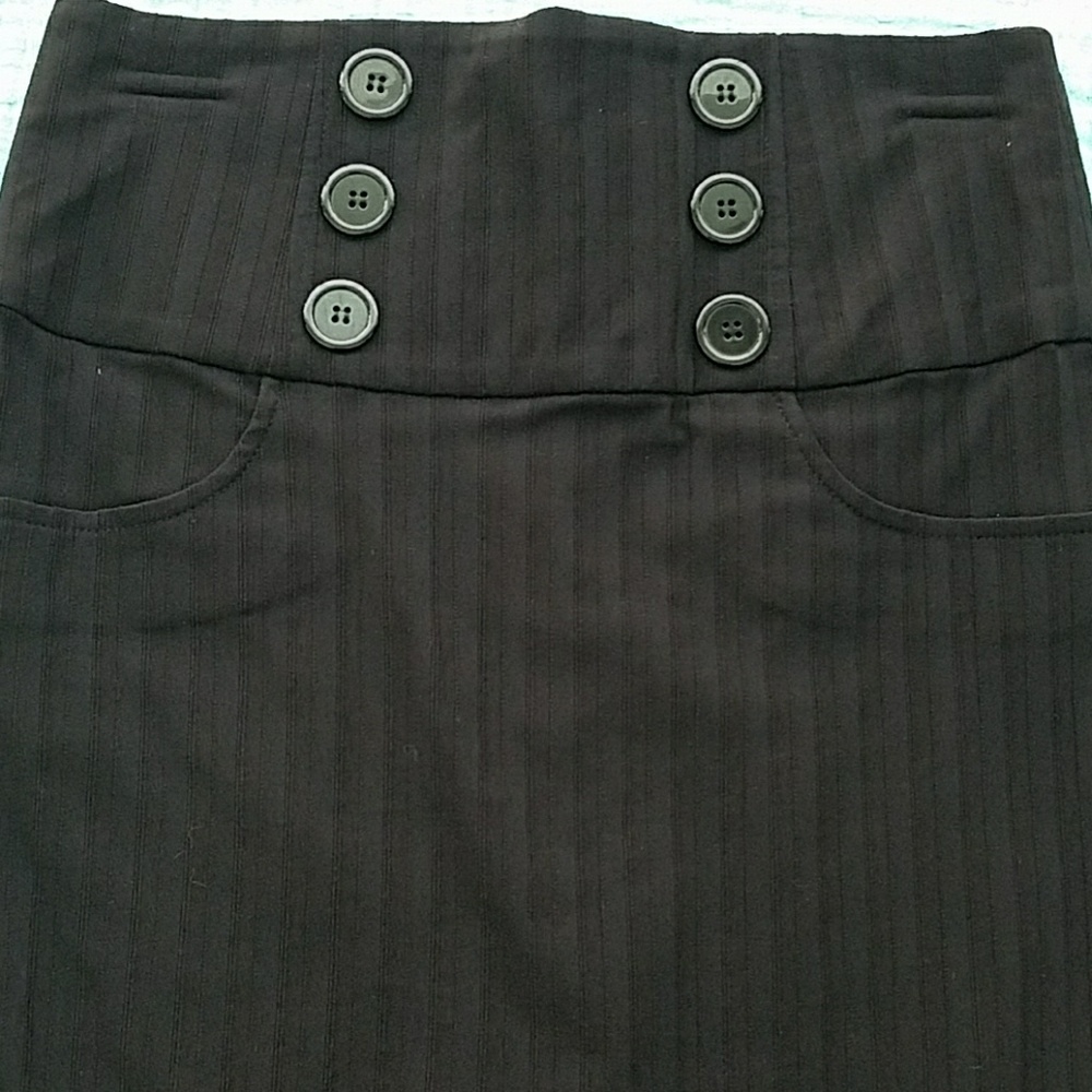 Max & Mia Black Pencil Skirt - Picture 2 of 6